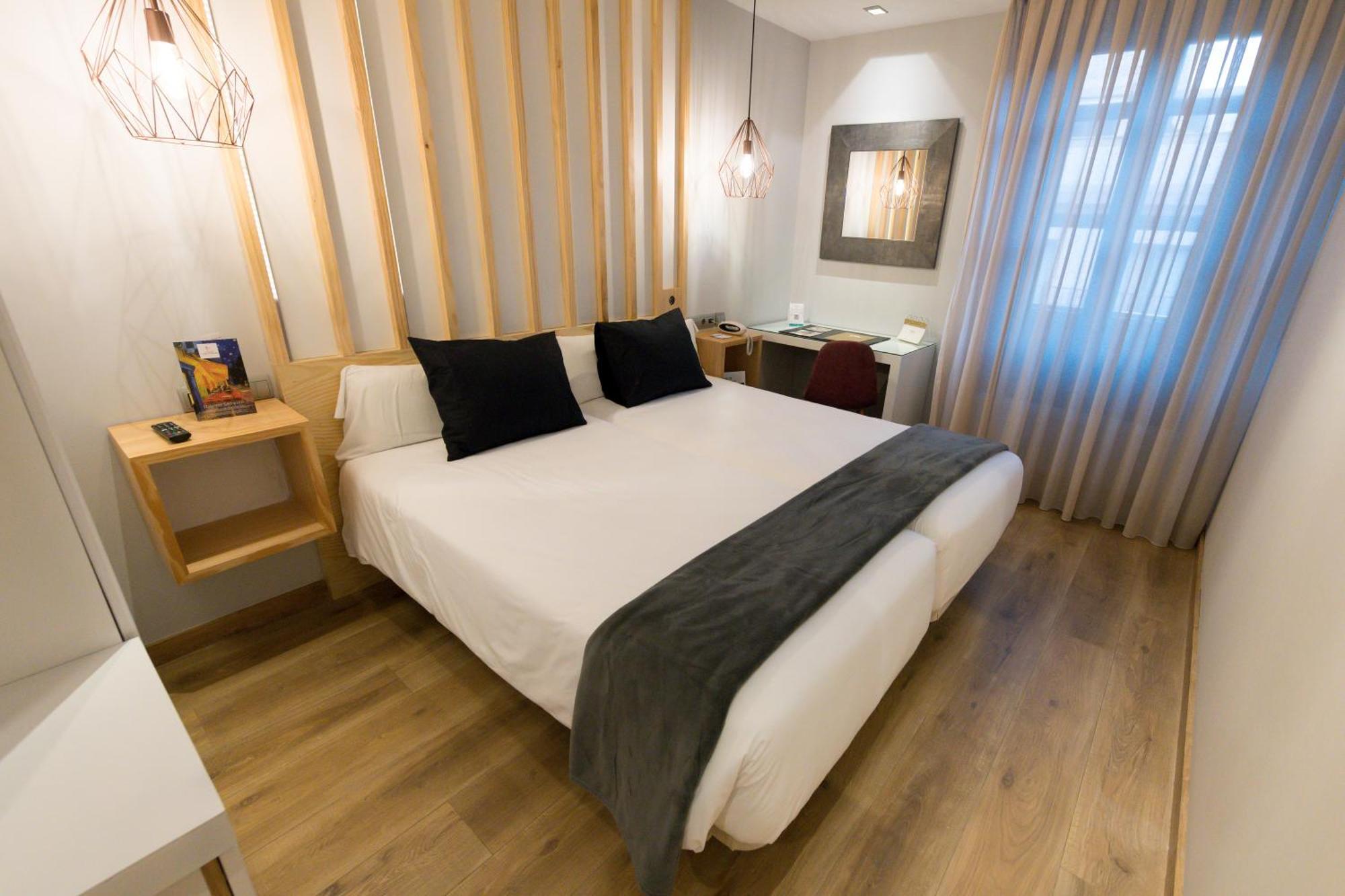 Hotel Fruela โอเบียโด ภายนอก รูปภาพ