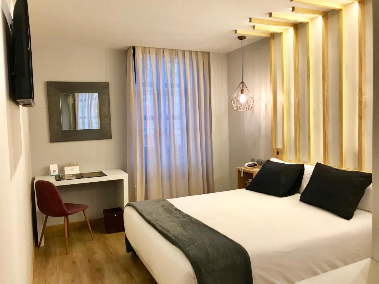 Hotel Fruela โอเบียโด ภายนอก รูปภาพ